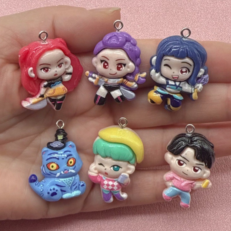 Resin - 10 buah liontin kartun resin, anting-anting