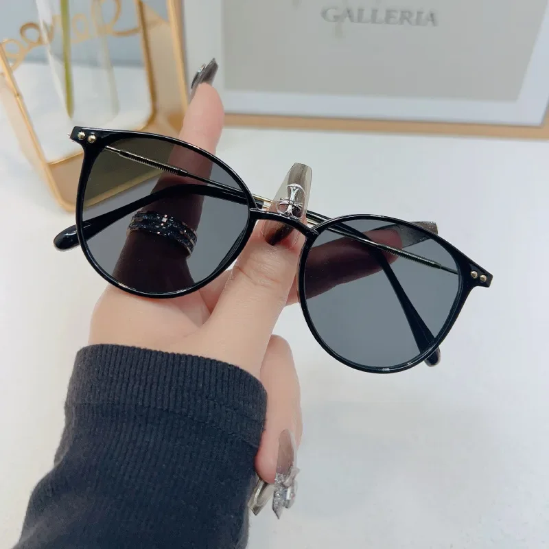 Kacamata Hitam Vintage Model T - Uv Resin ulasan dan harga
